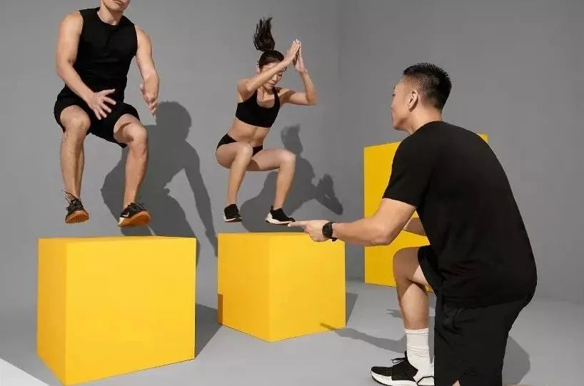 健身房教教_健身房私教课怎么上的_健身房私教怎么上课