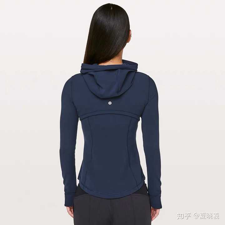 明星健身穿搭_明星健身穿的衣服品牌_明星穿什么品牌健身衣
