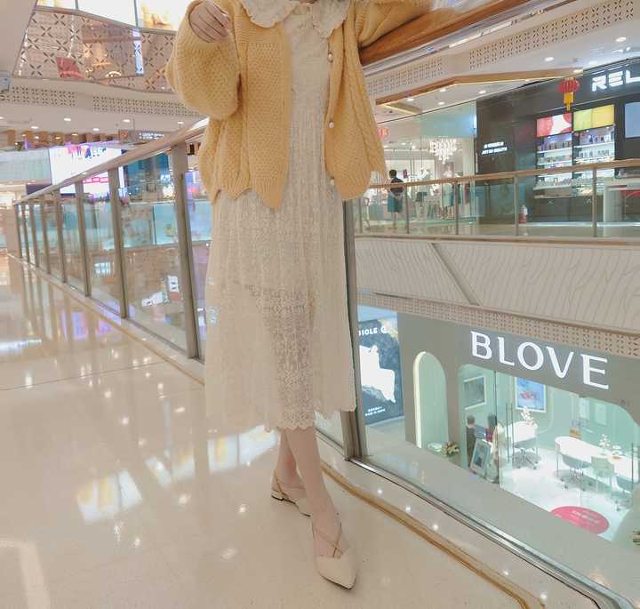 明星健身穿的衣服品牌_健身明星穿衣服品牌有哪些_明星穿什么品牌健身衣