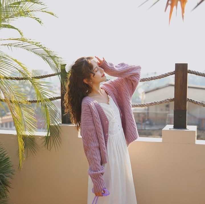 明星穿什么品牌健身衣_明星健身穿的衣服品牌_健身明星穿衣服品牌有哪些