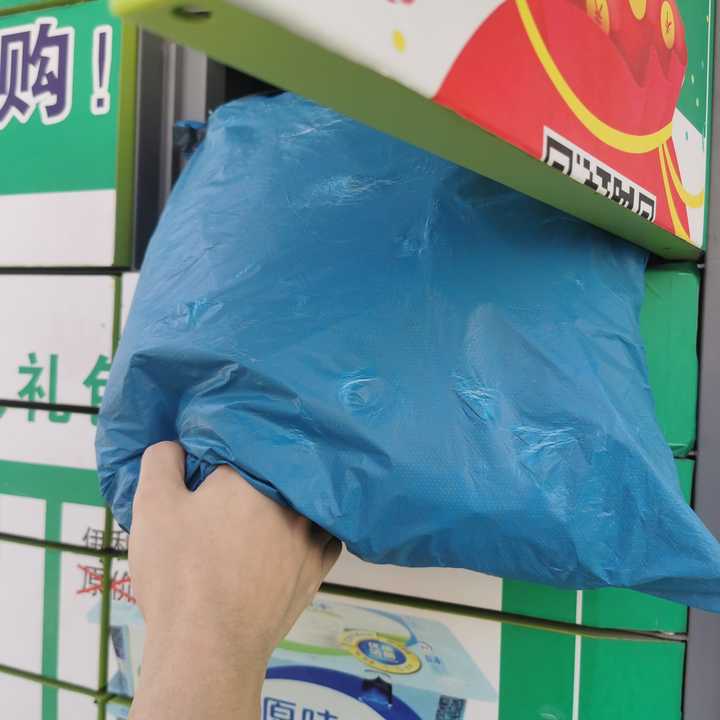 健身明星穿衣服品牌有哪些_明星穿什么品牌健身衣_明星健身穿的衣服品牌