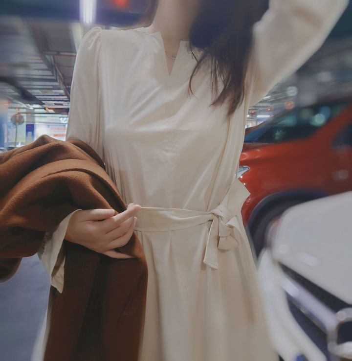 健身明星穿衣服品牌有哪些_明星健身穿的衣服品牌_明星穿什么品牌健身衣