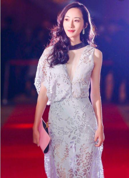 女明星健身很难看吗_健身明星女神_健身最美的5位女星