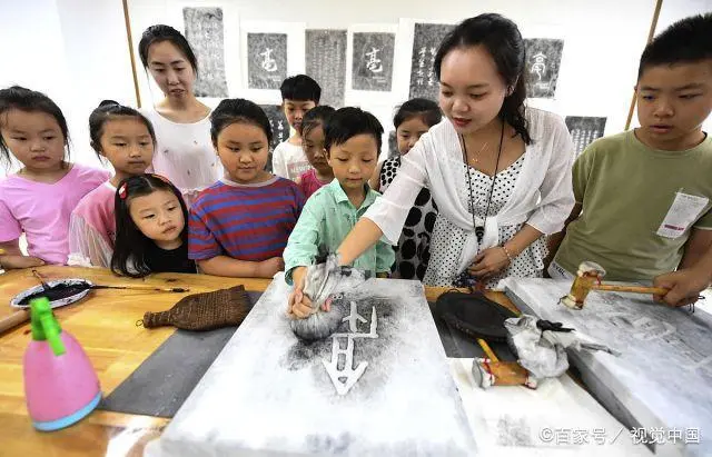 学生不愿做体操_学生体操歌_学生体操运动