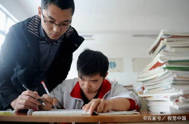 学生体操运动_学生体操歌_学生不愿做体操